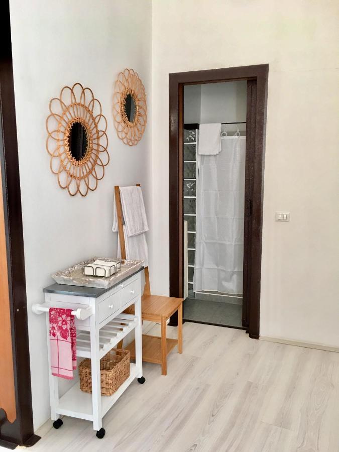 Balivo'S House B&B เลชเช ภายนอก รูปภาพ